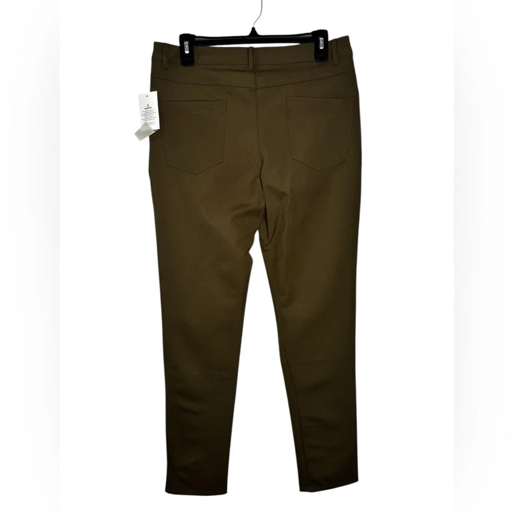 NEW Mono B MEN Classic Golf Pants in Olive Size Medium Performance Outdoor